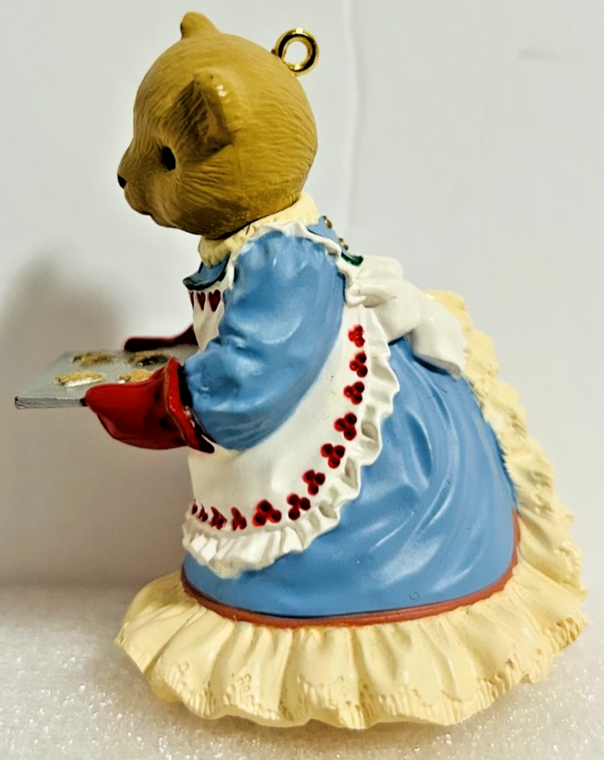 Hallmark Bearingers Momma Bearinger 1993 Keepsake Ornament MIB