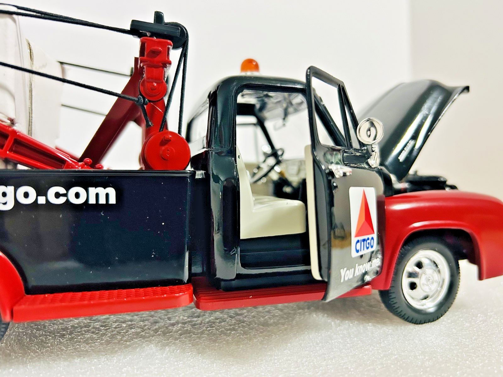 Gearbox Citgo 1953 Ford F-100 Tow Truck Coin Bank 1:24 Diecast