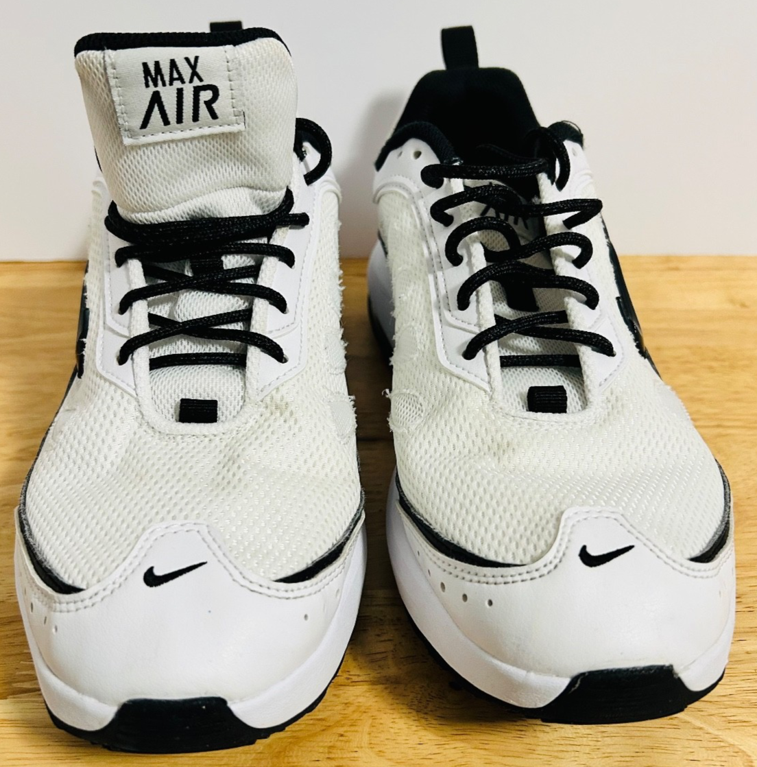 Size 9 - Nike Air Max AP White Black