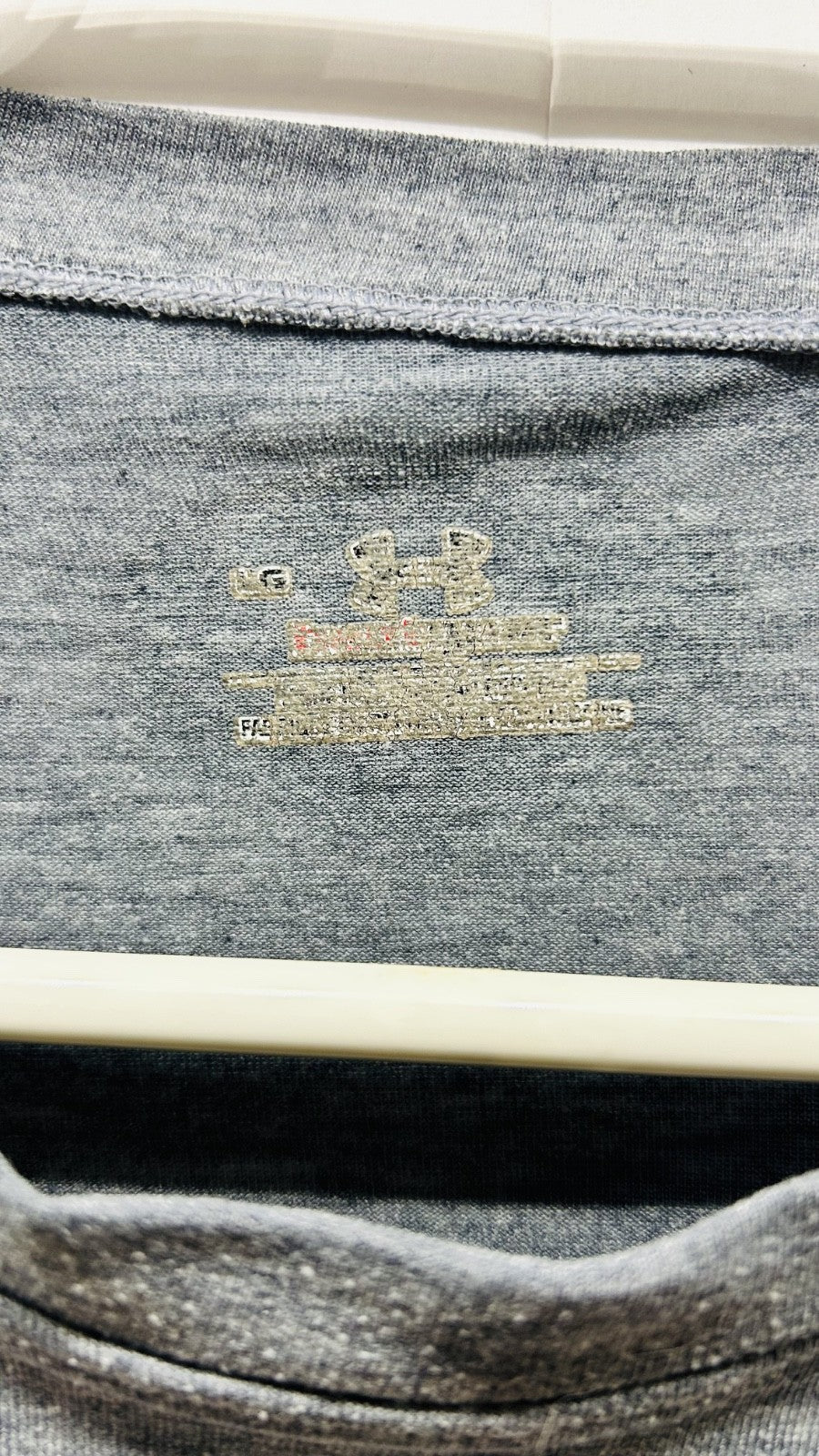 Under Armour Bethany Swedes Shirt Mens LG Gray HeatGear