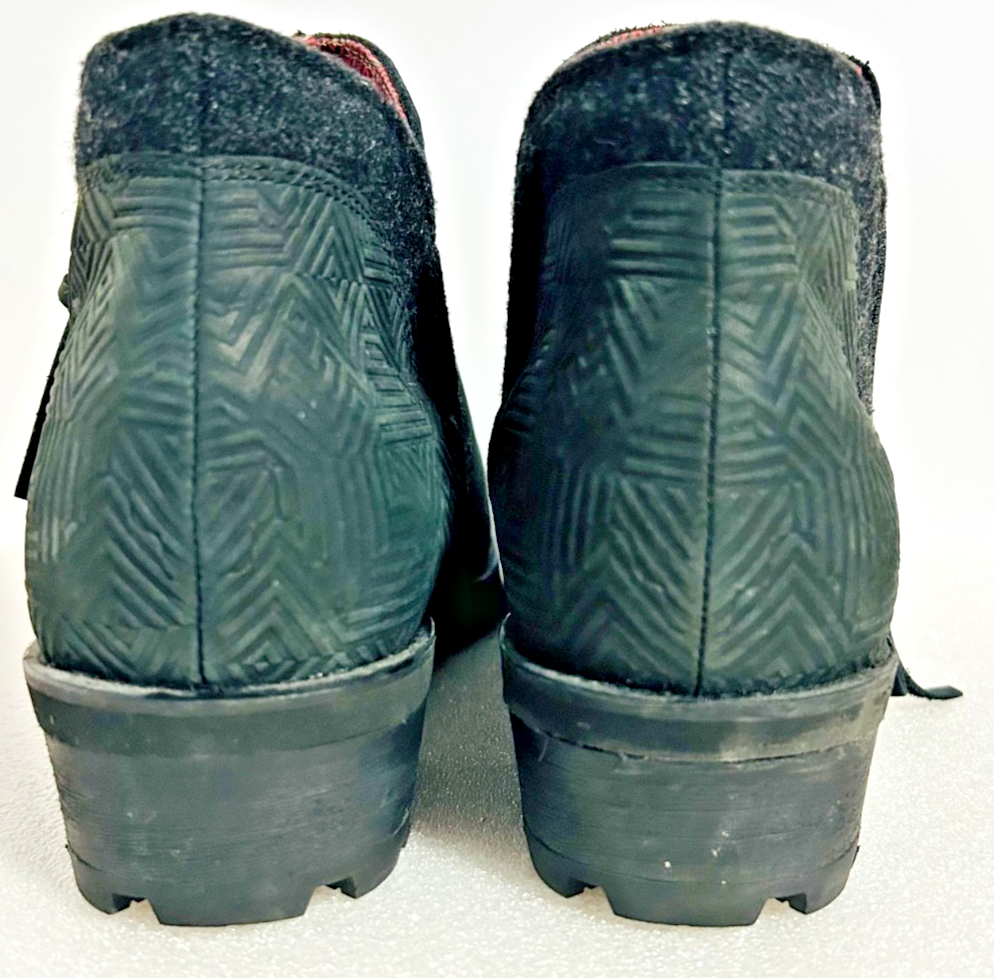 The North Face Womens Ankle Boots Black Waterproof Size 8.5 Lug Sole
