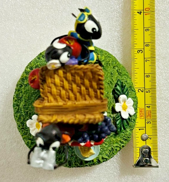 Yankee Candle Ant Picnic Tealight Holder Basket Scene Garden Decor