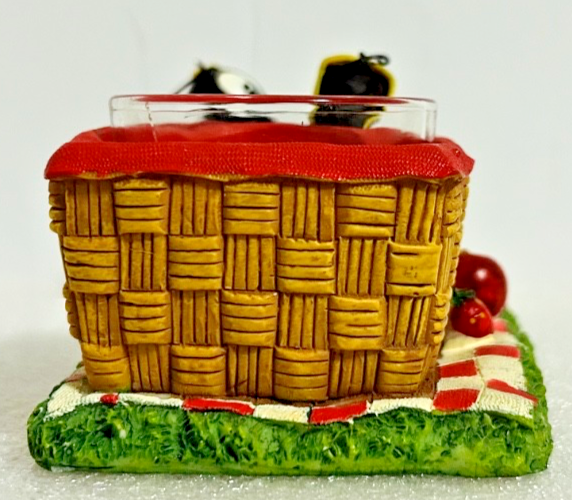 Yankee Candle Ant Picnic Tealight Holder Bench Scene Garden Decor