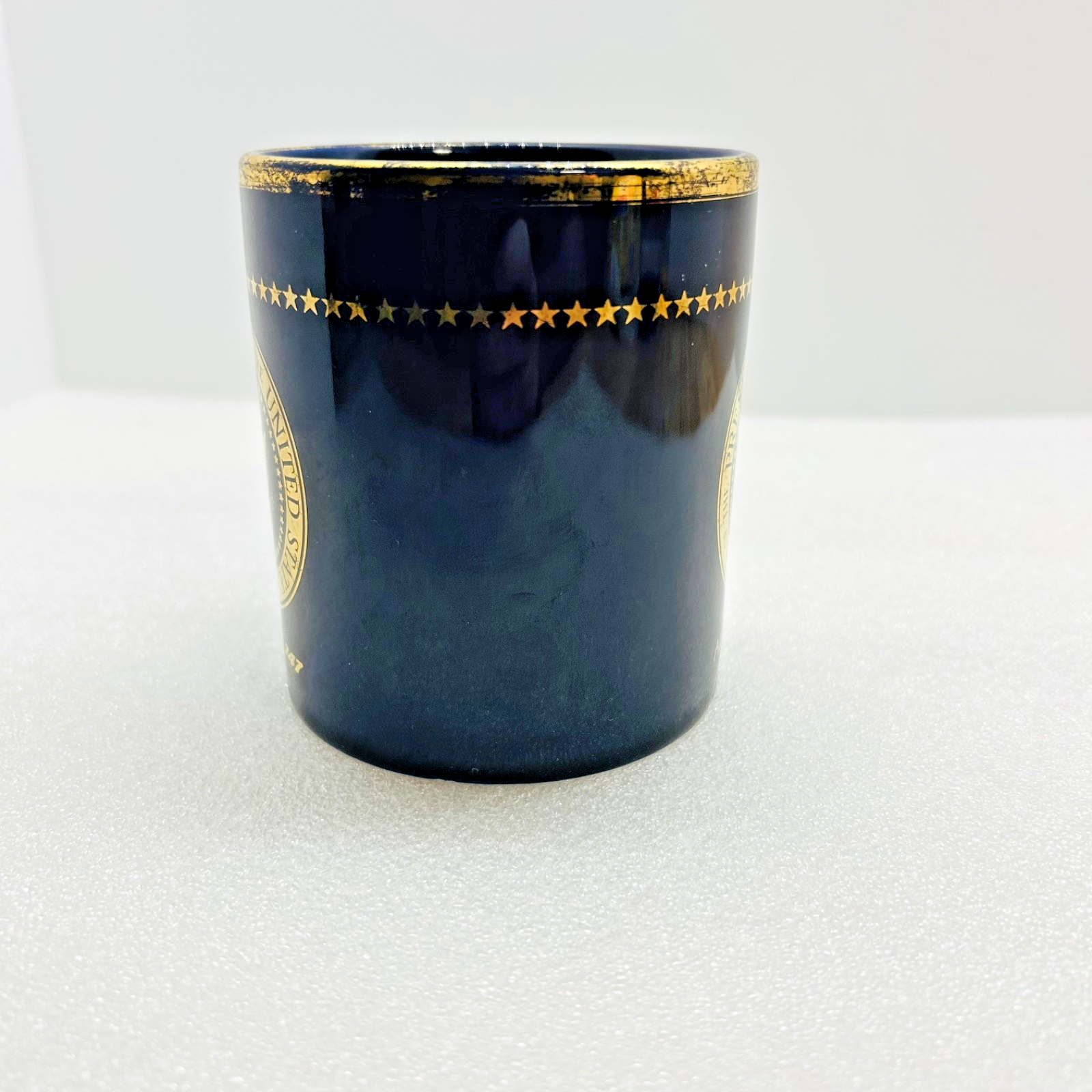 Air Force One Presidential Seal Boeing 747 Coffee Mug Navy Gold