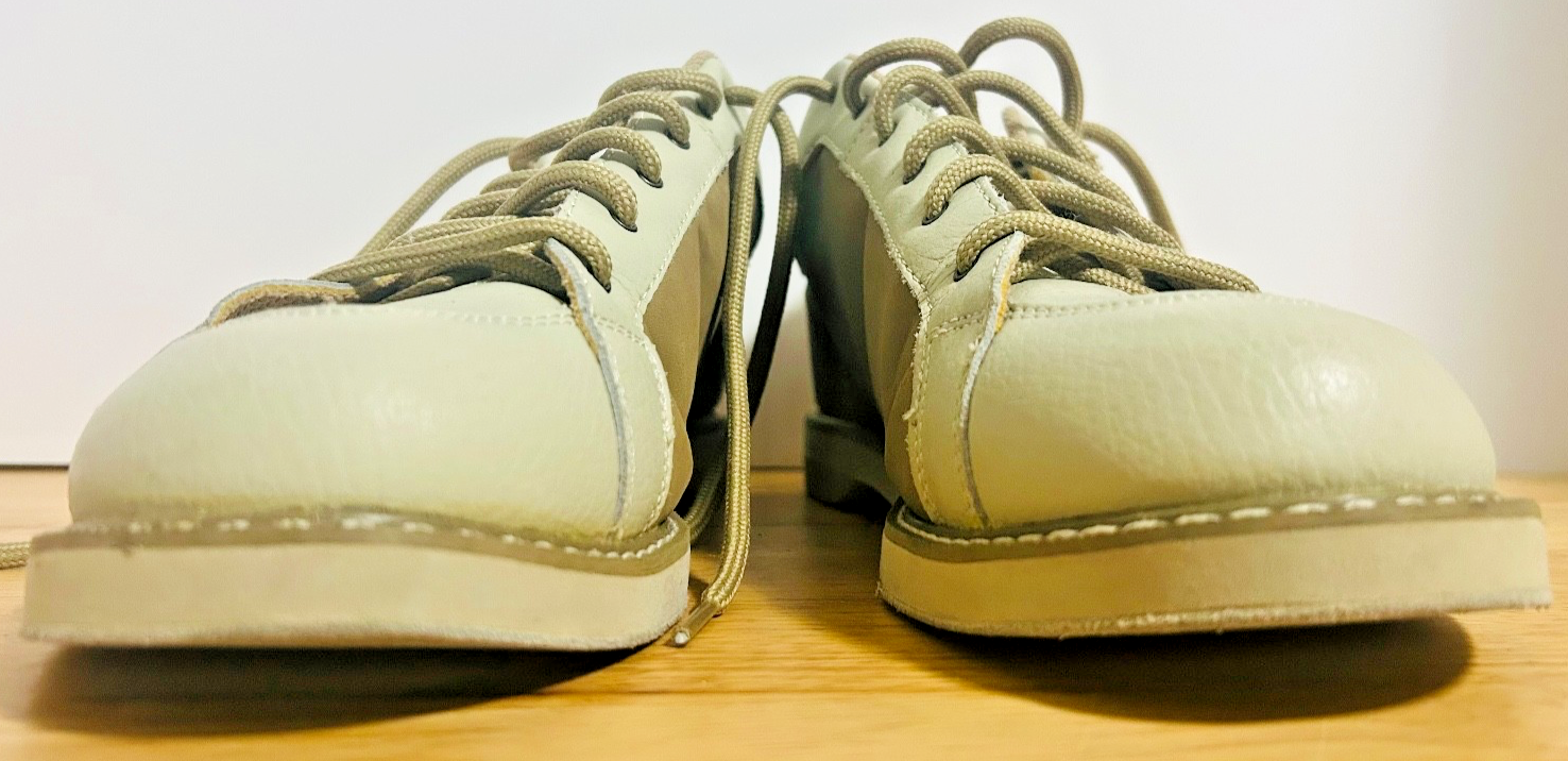 Brunswick Bowling Shoes Mens Size 9 Tan Beige Lace Up Leather Pre Owned