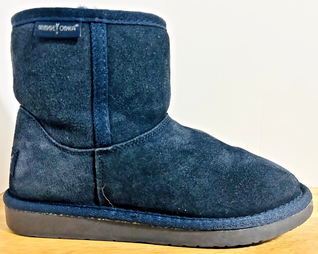 Minnetonka Olympia Short Boots Womens 6 Blue Suede Ankle Sheepskin Wool Lined