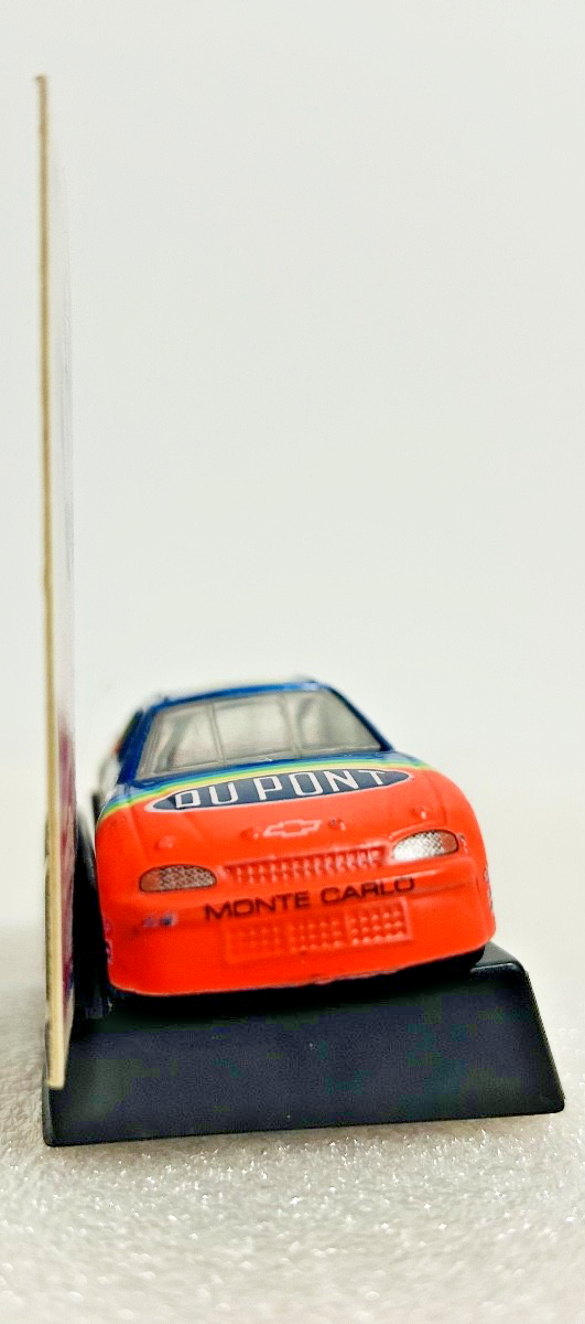 1997 Racing Champions Jeff Gordon #24 DuPont NASCAR Diecast Car + Card Stand