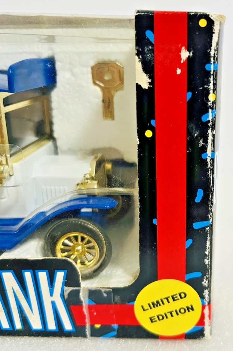 Vintage Pepsi-Cola Diecast Coin Bank Delivery Truck Gift Bank 31402