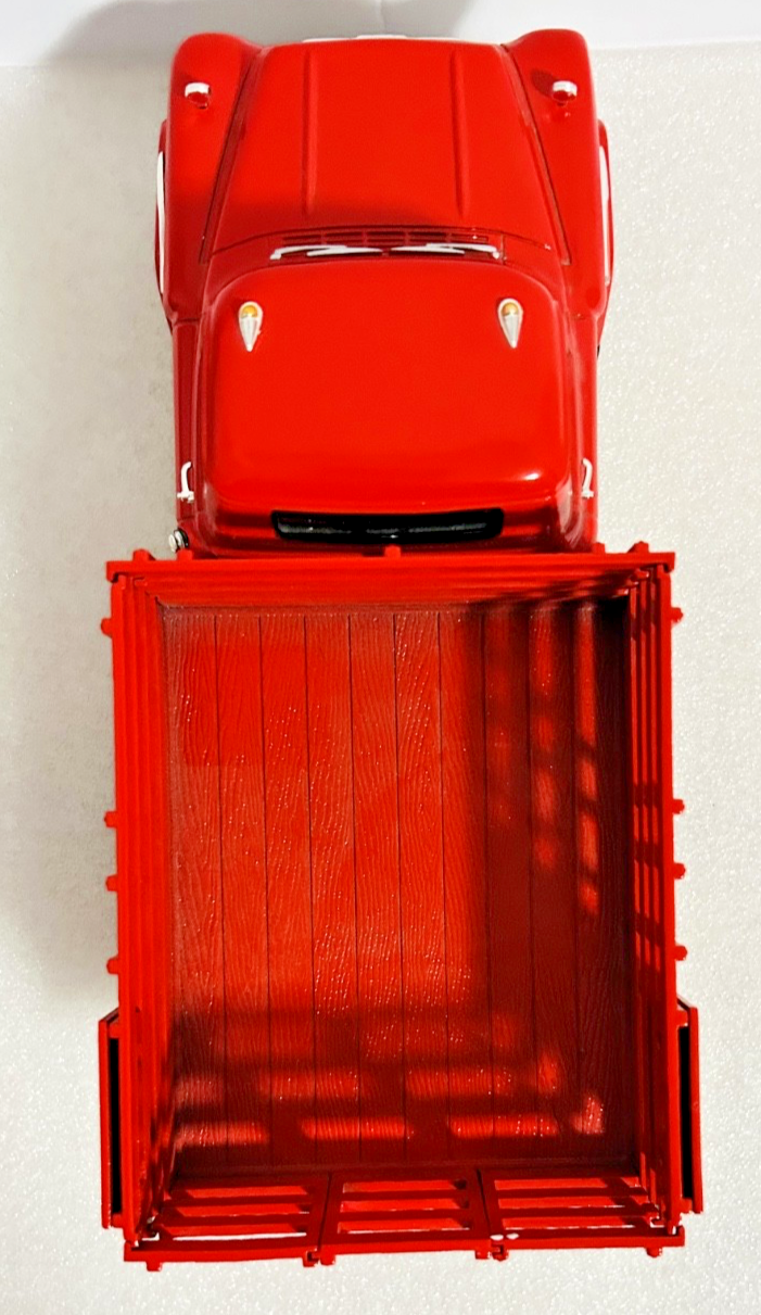 Ertl Coca-Cola Diecast Stake Truck w Vending Machines Dolly F296
