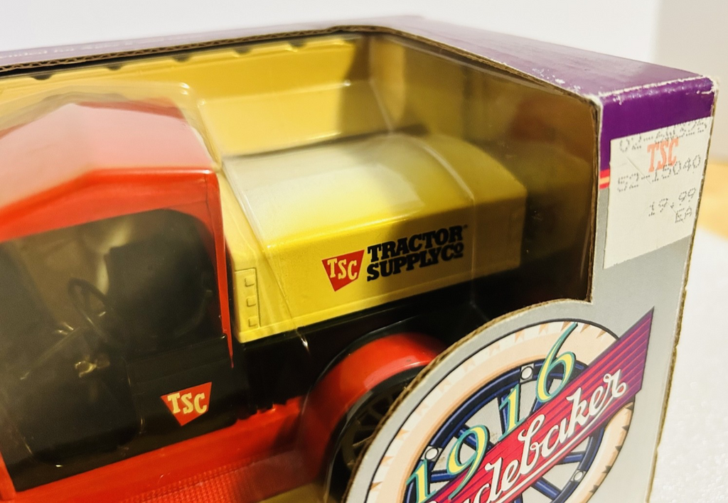 Liberty Classics 1916 Studebaker Truck Die-Cast Bank TSC Tractor Supply Box