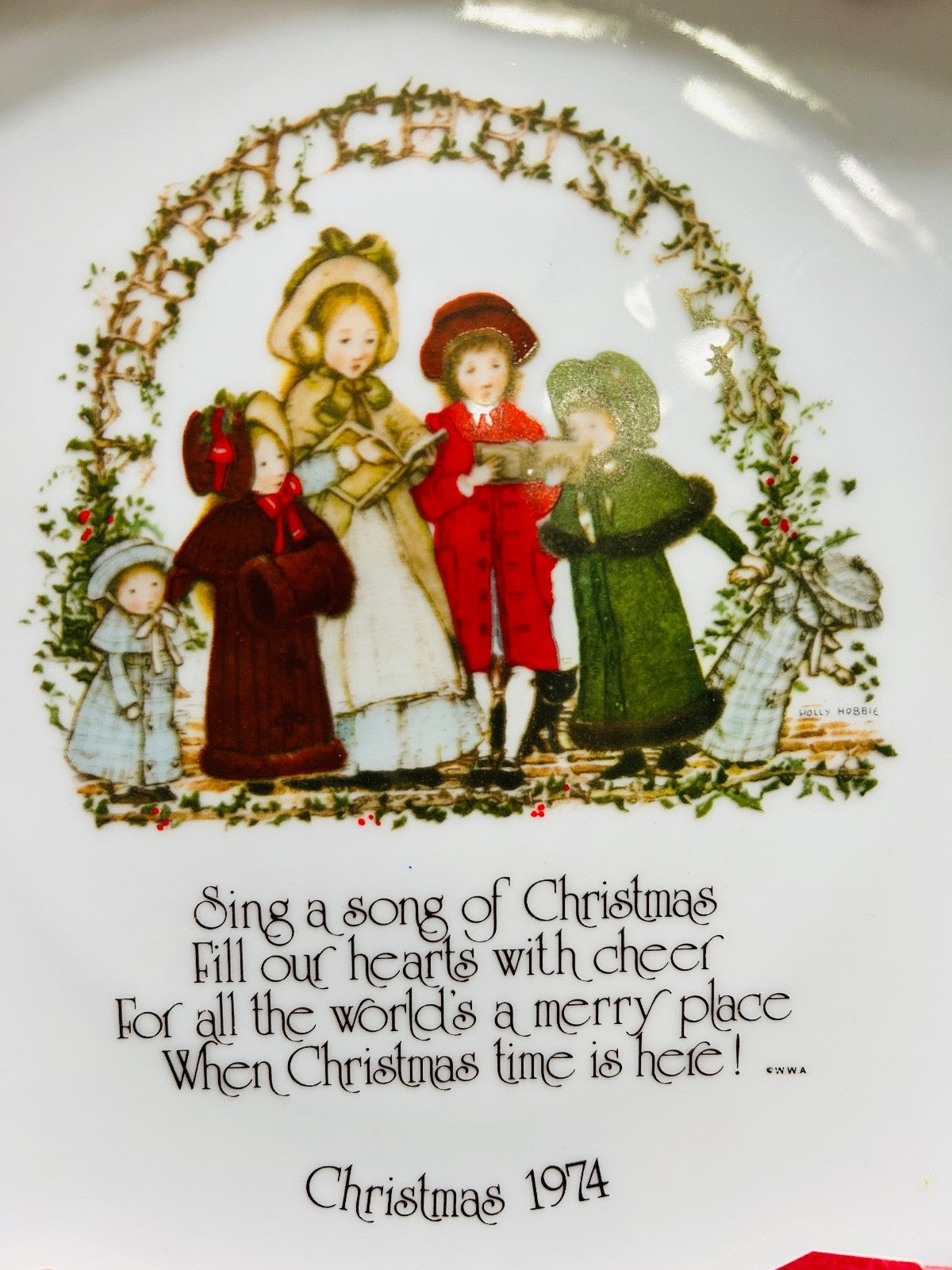 Vintage 1974 Holly Hobbie Commemorative Collector Plate Porcelain w/Box