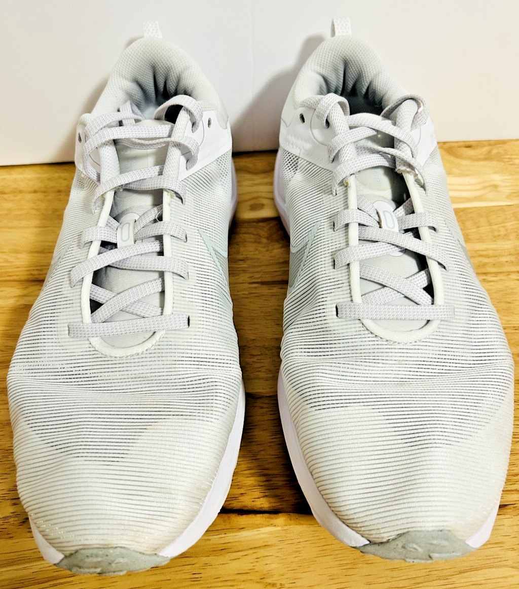 Nike Running Shoes Men's US 11.5 Gray White Lightweight Trainers