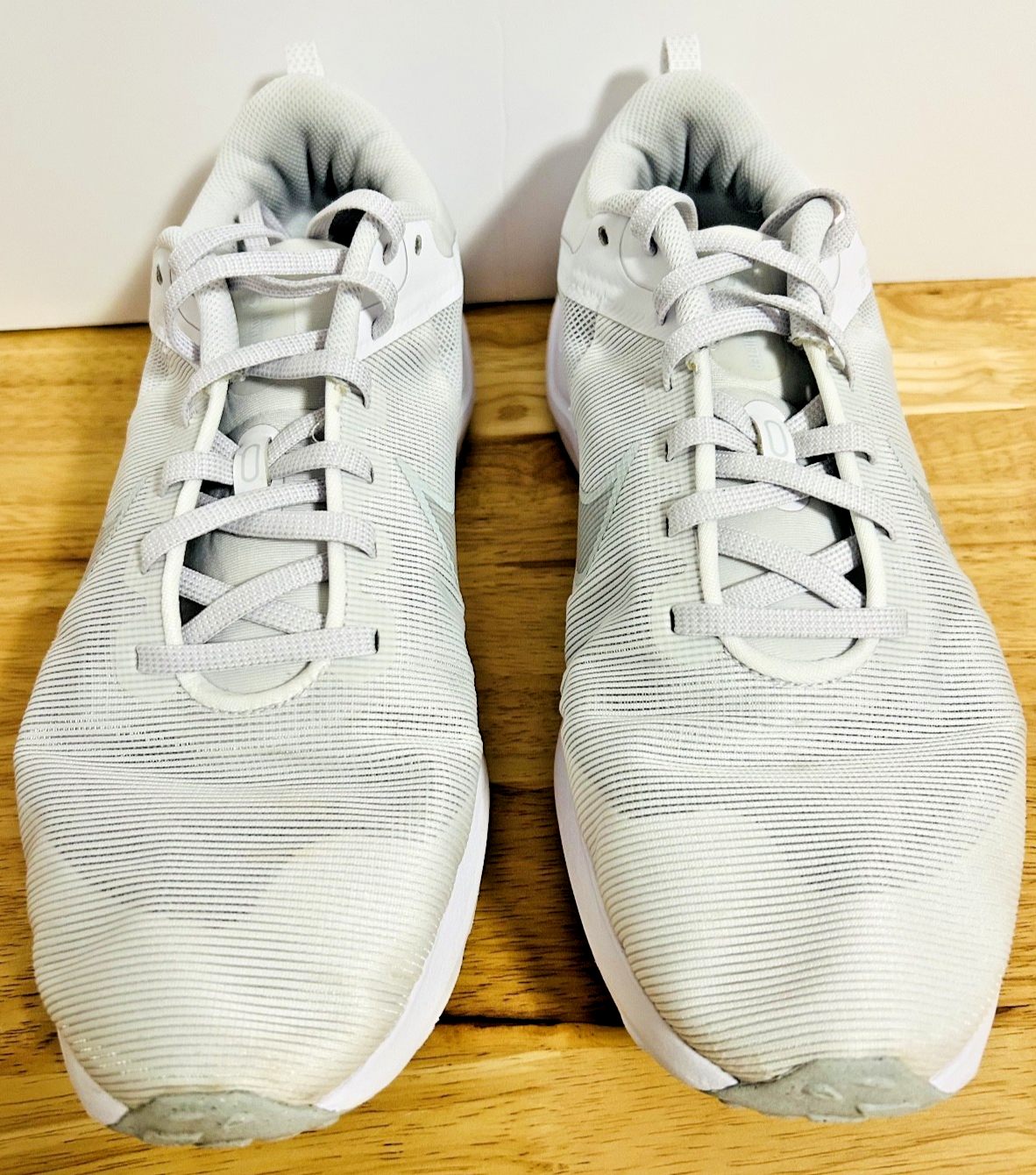 Nike Running Shoes Men's US 11.5 Gray White Lightweight Trainers