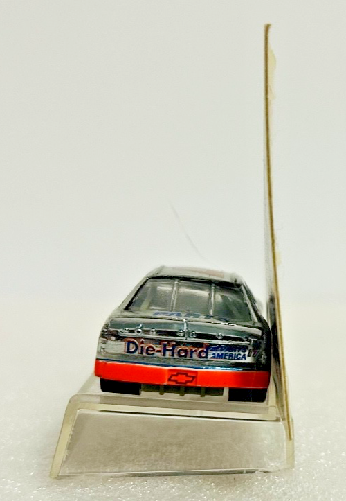 1997 Racing Champions Darrell Waltrip #17 Parts America 1:64 NASCAR Diecast