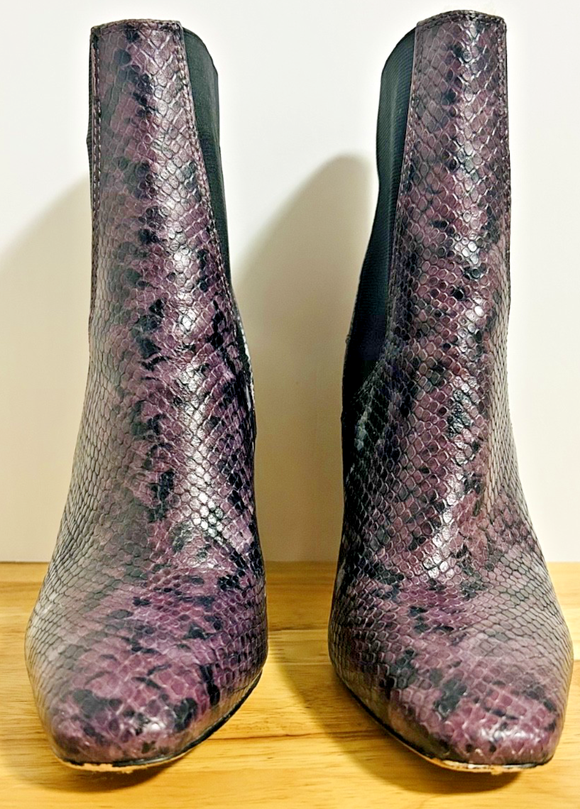Vince Camuto Women’s 7.5M Purple Snakeskin Ankle Boots Heels