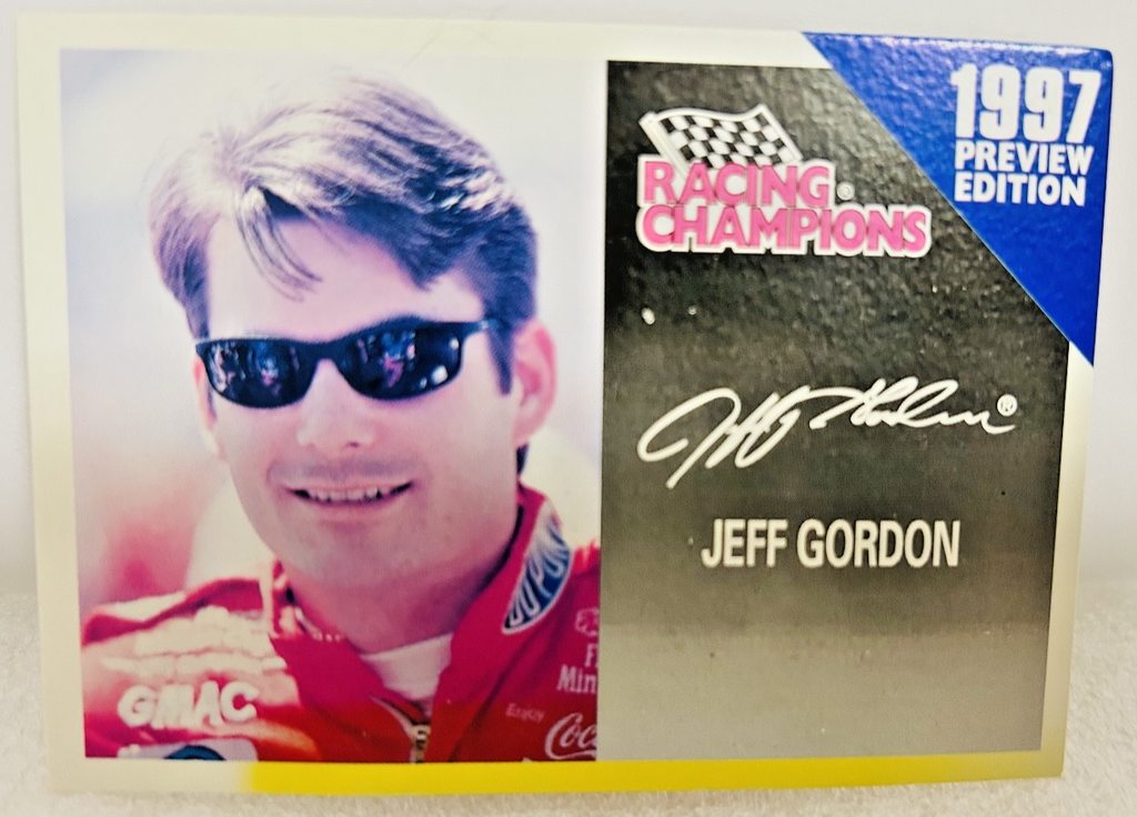 1997 Racing Champions Jeff Gordon #24 DuPont NASCAR Diecast Car + Card Stand