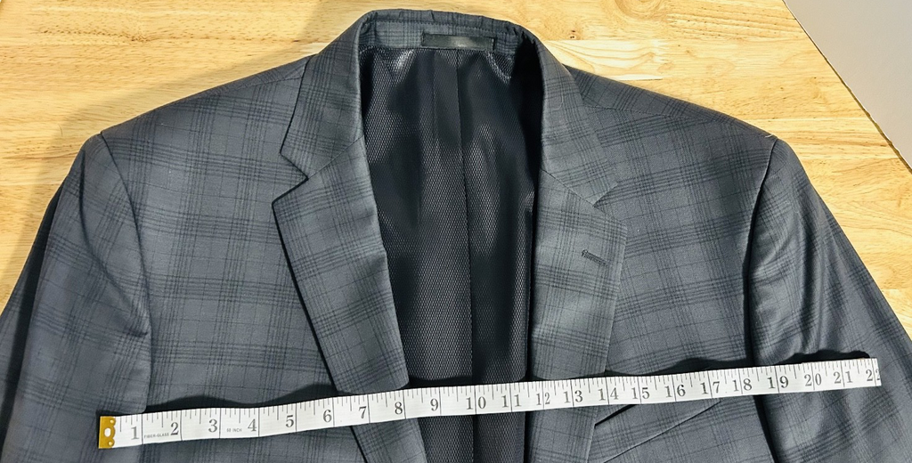 Kenneth Cole New York 46L Gray Plaid 100% Wool Sport Coat Blazer 2 Button
