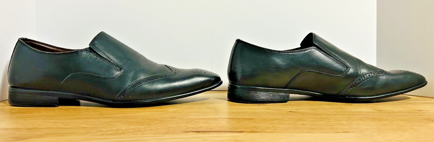 John Louis Men's Black Leather Wingtip Slip-On Dress Shoes Size 10 US