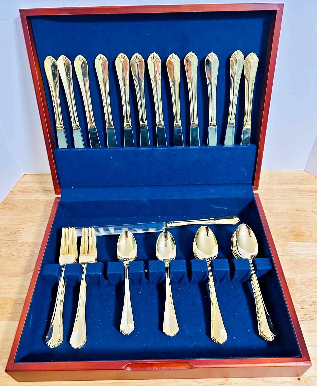 Hampton Silversmiths Gold Flatware Lot 46 Pcs Stainless Service Mixed w Case