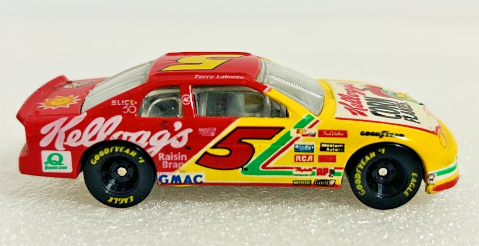 Terry Labonte #5 Kellogg’s Racing Champions NASCAR Diecast Car 1:64