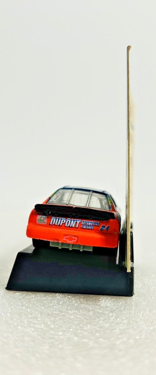 1997 Racing Champions Jeff Gordon #24 DuPont NASCAR Diecast Car + Card Stand