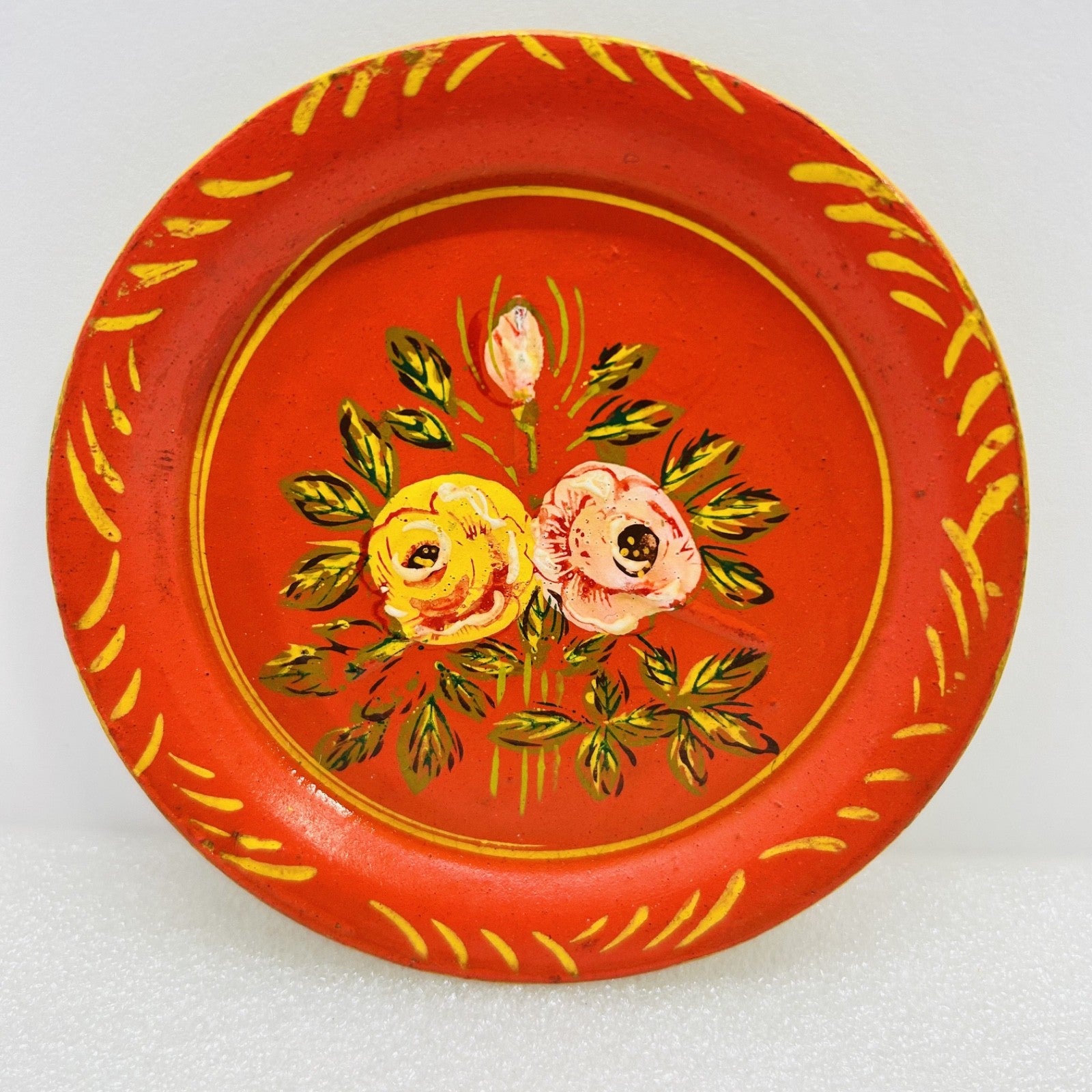Vintage ISCO Occupied Japan Coaster Set w Holder 4 Snack Trays Red Floral