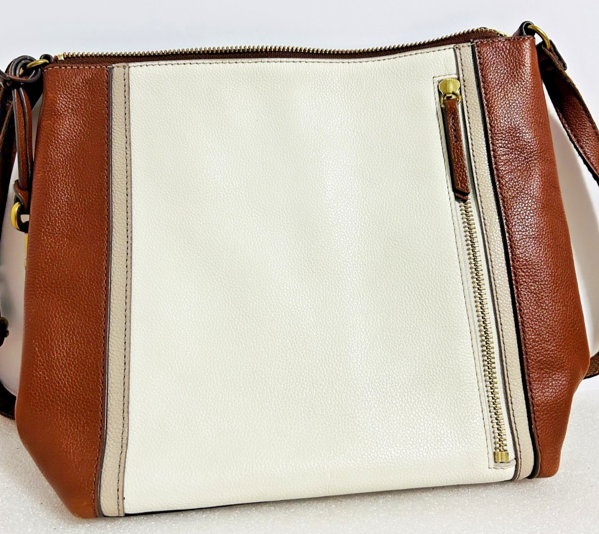 Fossil Leather Crossbody Bag Brown & Cream Key Charm Zip Top