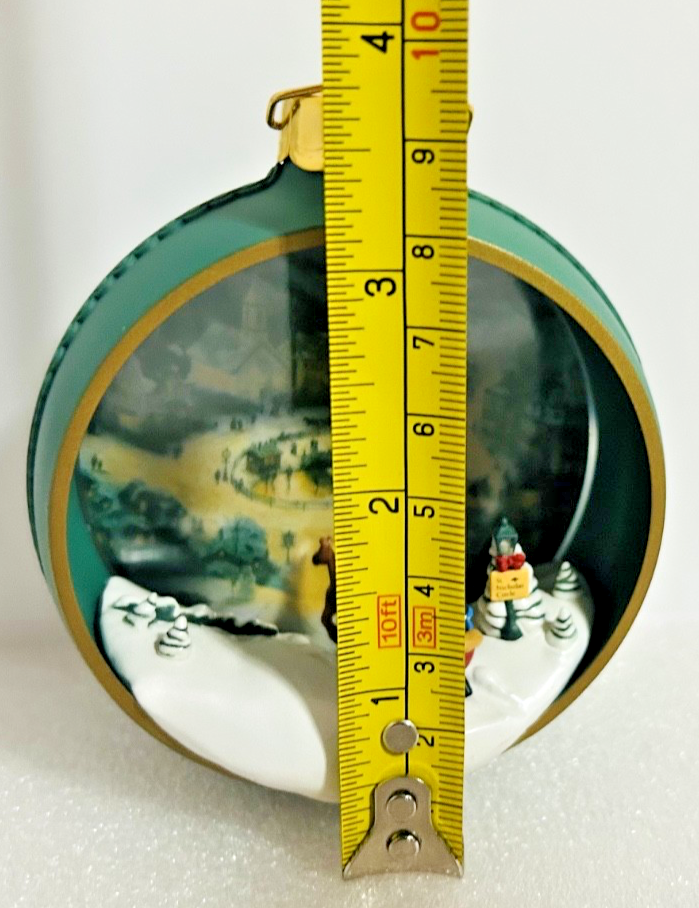 Hallmark 1998 St Nicholas Circle Kinkade Magic Lighted Ornament