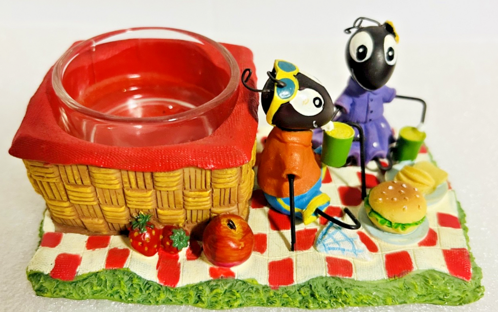 Yankee Candle Ant Picnic Tealight Holder Bench Scene Garden Decor