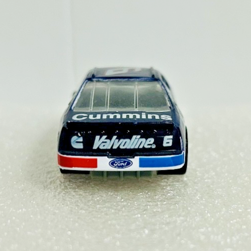 Mark Martin #6 Valvoline NASCAR Racing Champions Diecast w/ Display Card