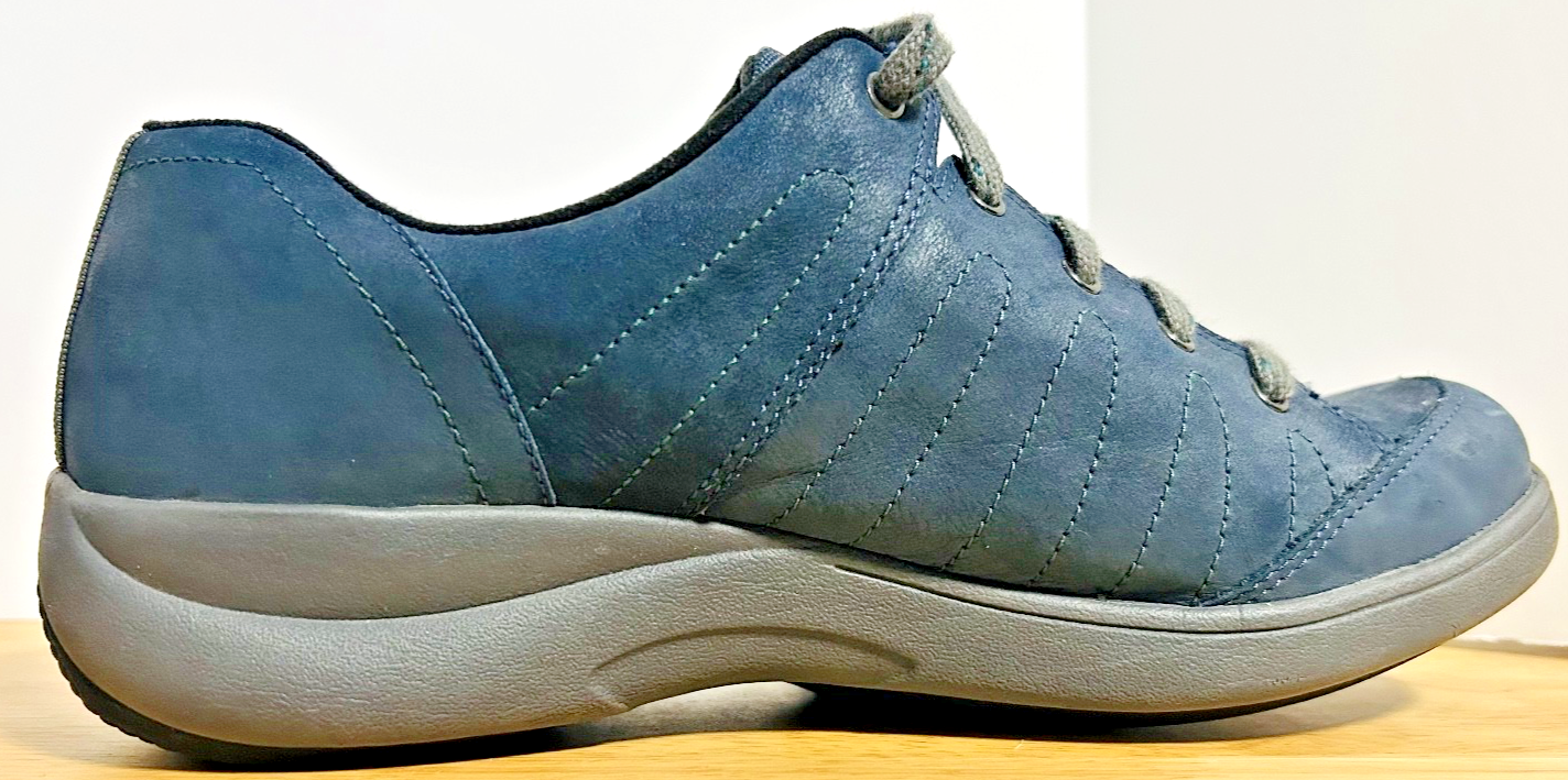 Aravon Shoes Womens 8 Revsavor Sneakers Lace Up WATERPROOF Leather Casual Blue
