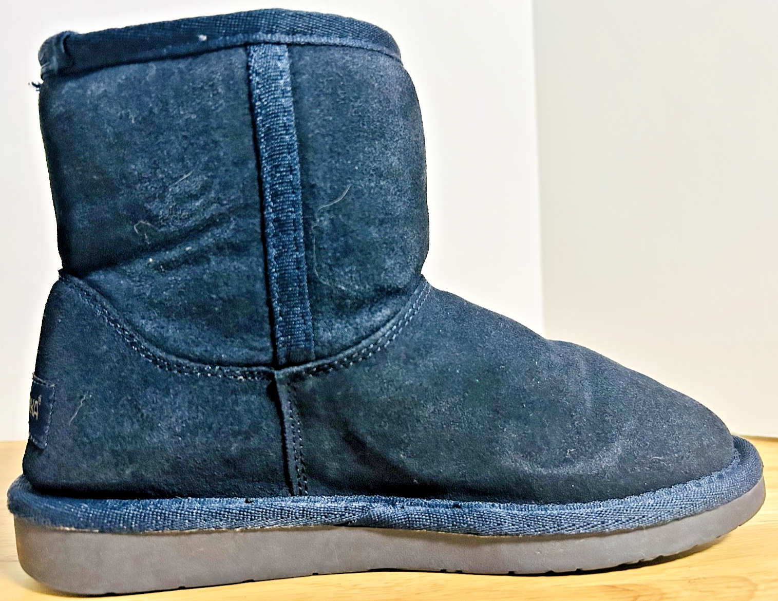 Minnetonka Olympia Short Boots Womens 6 Blue Suede Ankle Sheepskin Wool Lined