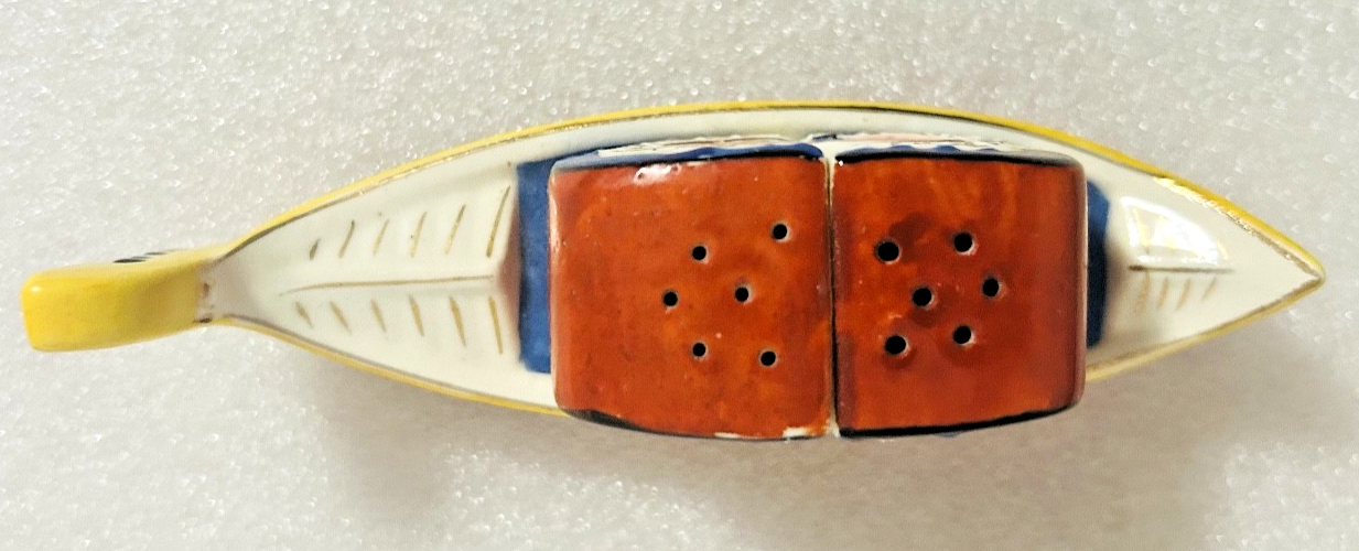 Occupied Japan MEIKO Gondola Boat Salt Pepper Shakers Vintage Ceramic