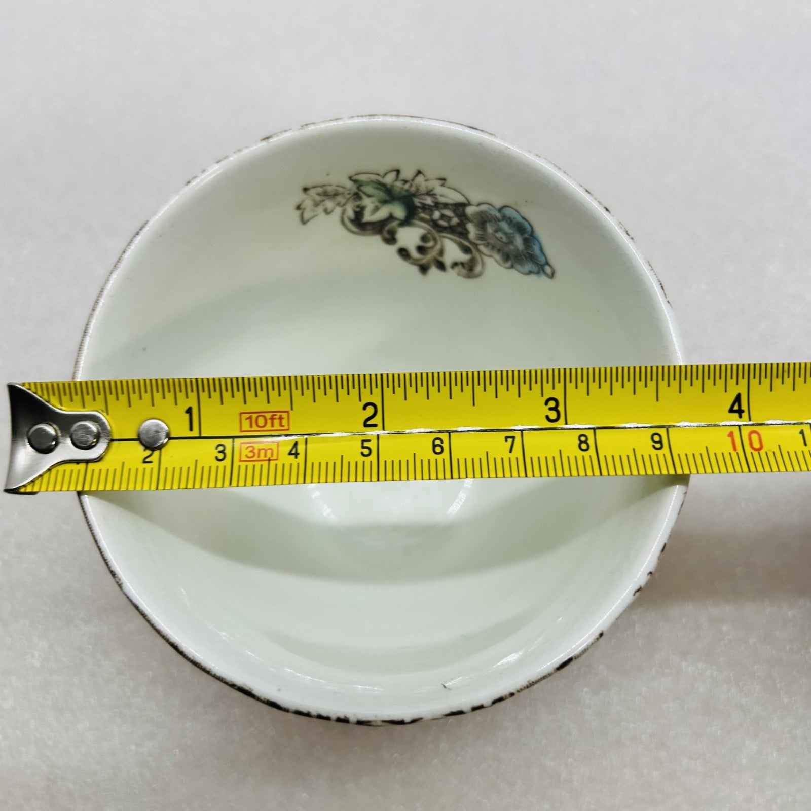 Johnson Brothers Colonial Overhang Teacup and Saucer Heritage Hall