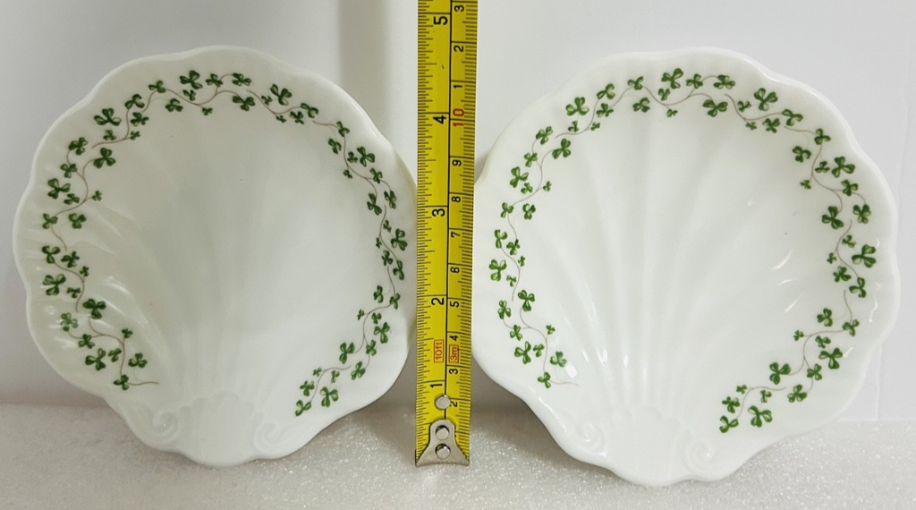 Royal Tara Fine Bone China Shamrock Shell Dishes Set of 2 Ireland