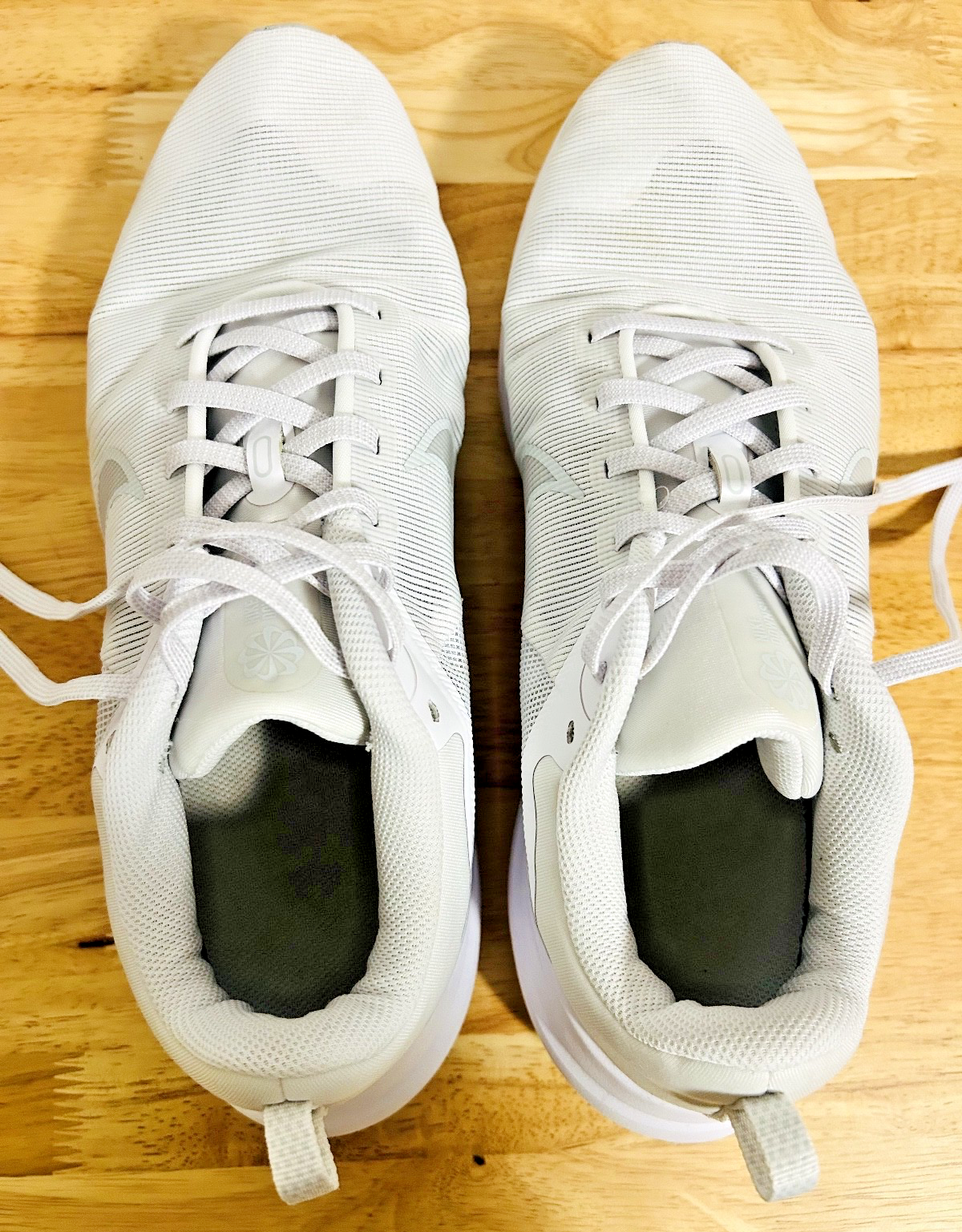 Nike Running Shoes Men's US 11.5 Gray White Lightweight Trainers