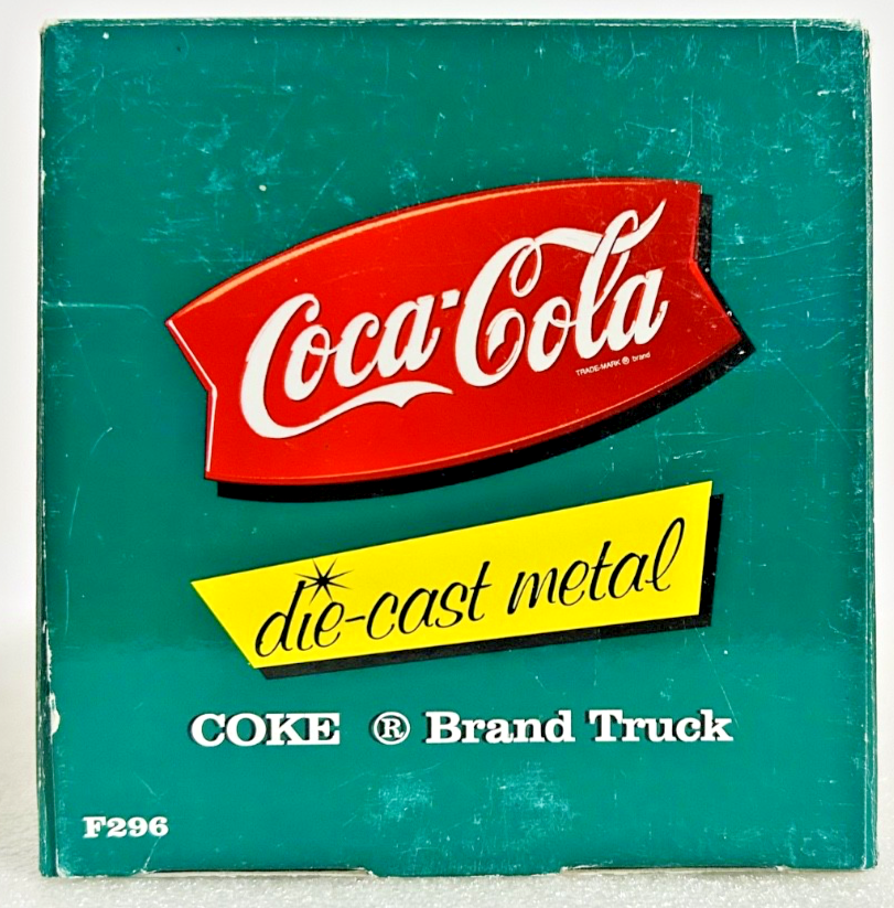 Ertl Coca-Cola Diecast Stake Truck w Vending Machines Dolly F296