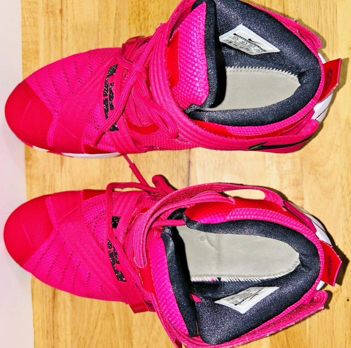 LEBRON JAMES IX NIKE Soldier 9 Zoom Mens Size 11.5 Think Pink Breast Cancer