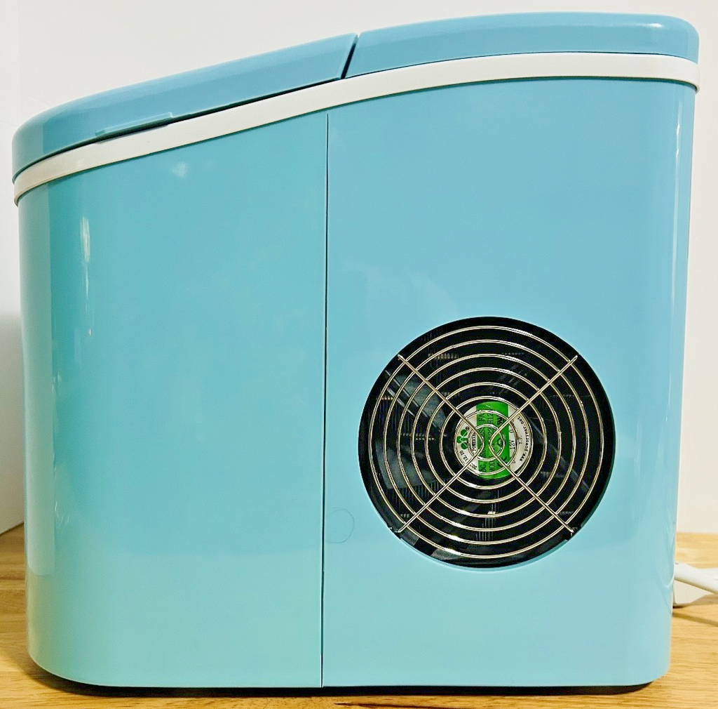 Frigidaire EFIC113-BLUE Portable Countertop Ice Maker 26 lb Daily Ice Machine