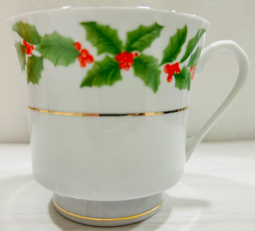 Fairfield Fine China Cup Decorated In Christmas Holly Pattern w/Gold Trim