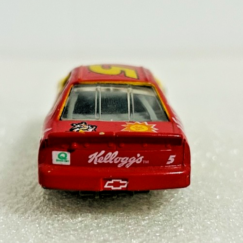 Terry Labonte #5 Kellogg’s Racing Champions NASCAR Diecast Car 1:64