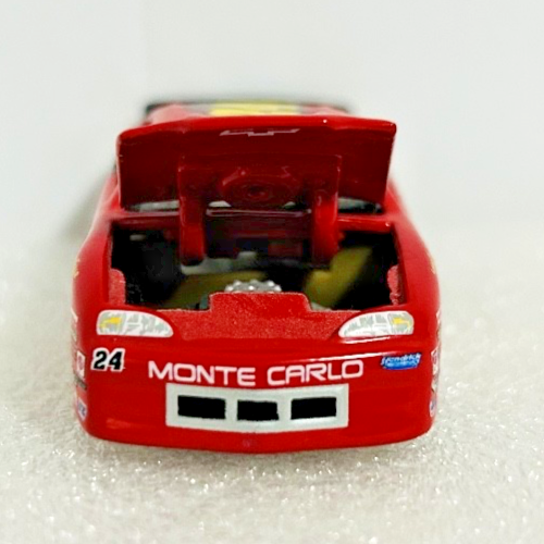 Racing Champions Jeff Gordon #24 DuPont 1:64 NASCAR Diecast Stock Car