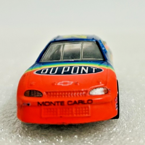1997 Racing Champions Jeff Gordon #24 DuPont NASCAR Diecast Car + Card Stand