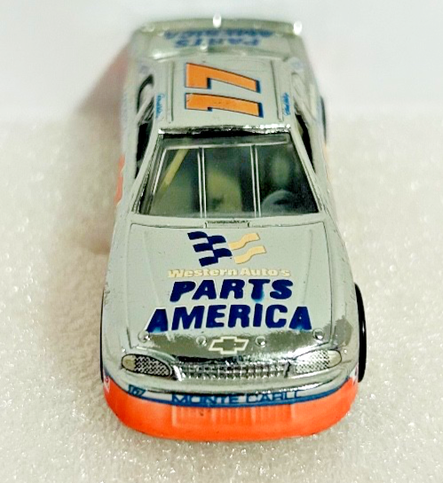 1997 Racing Champions Darrell Waltrip #17 Parts America 1:64 NASCAR Diecast