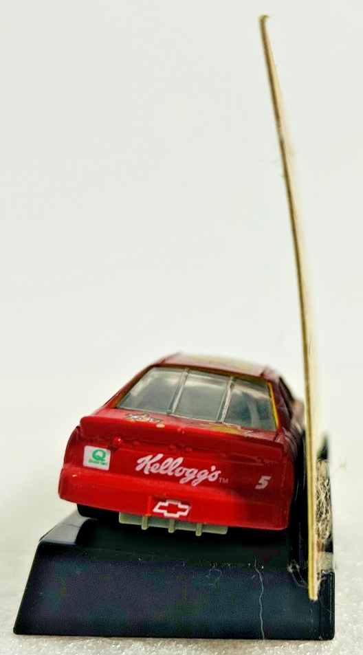 Terry Labonte #5 Kellogg’s Racing Champions NASCAR Diecast Car 1:64