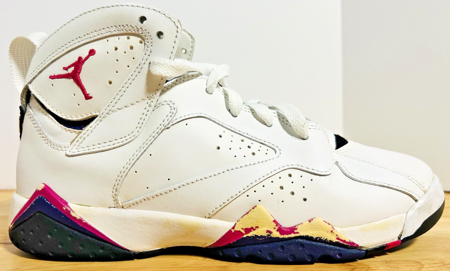 2012 Girl's Nike Air Jordan 7 Retro GS Fireberry 442960-117 Size 6.5Y