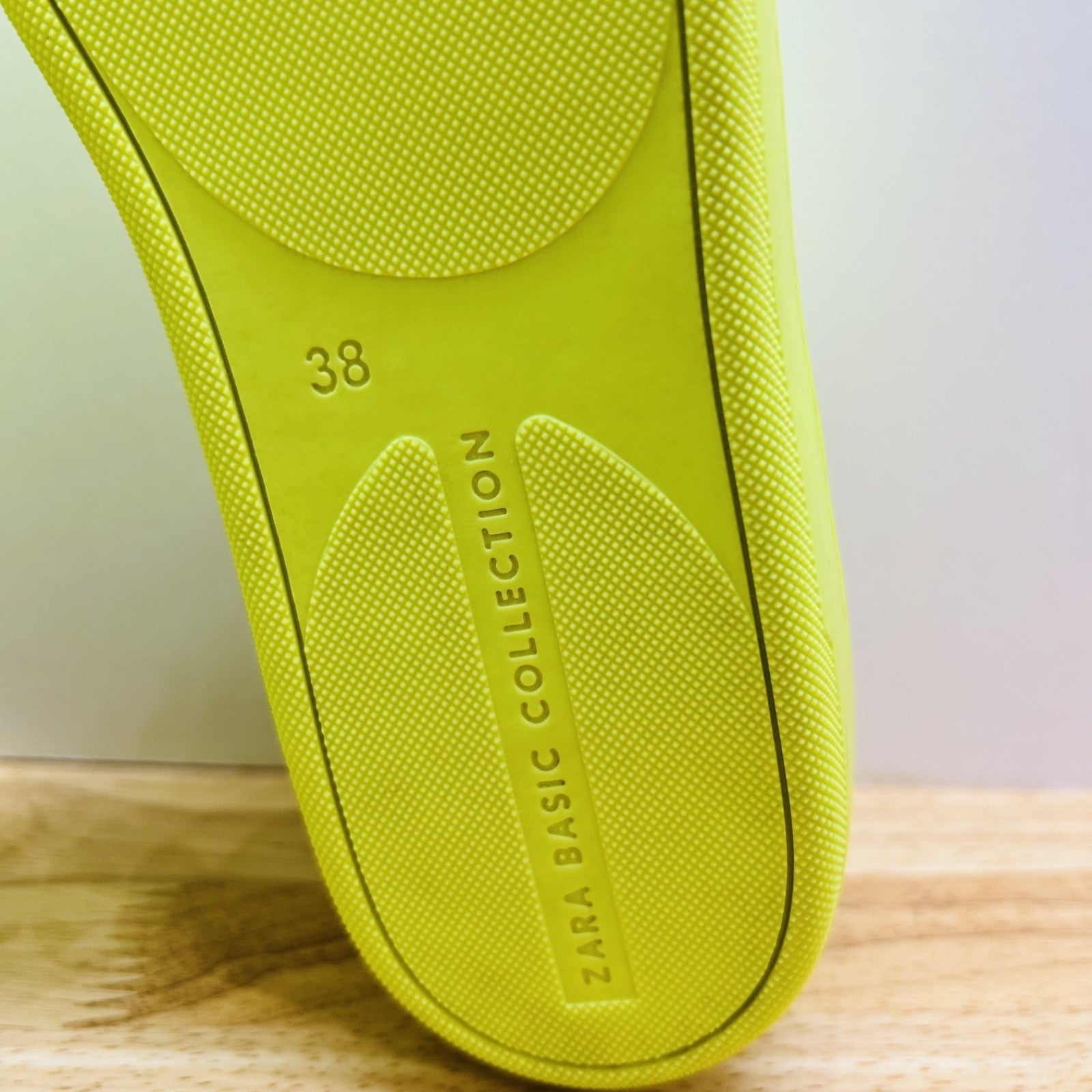 Zara Basic Collection Neon Yellow Sneakers Womens EU 38 US 7.5 8