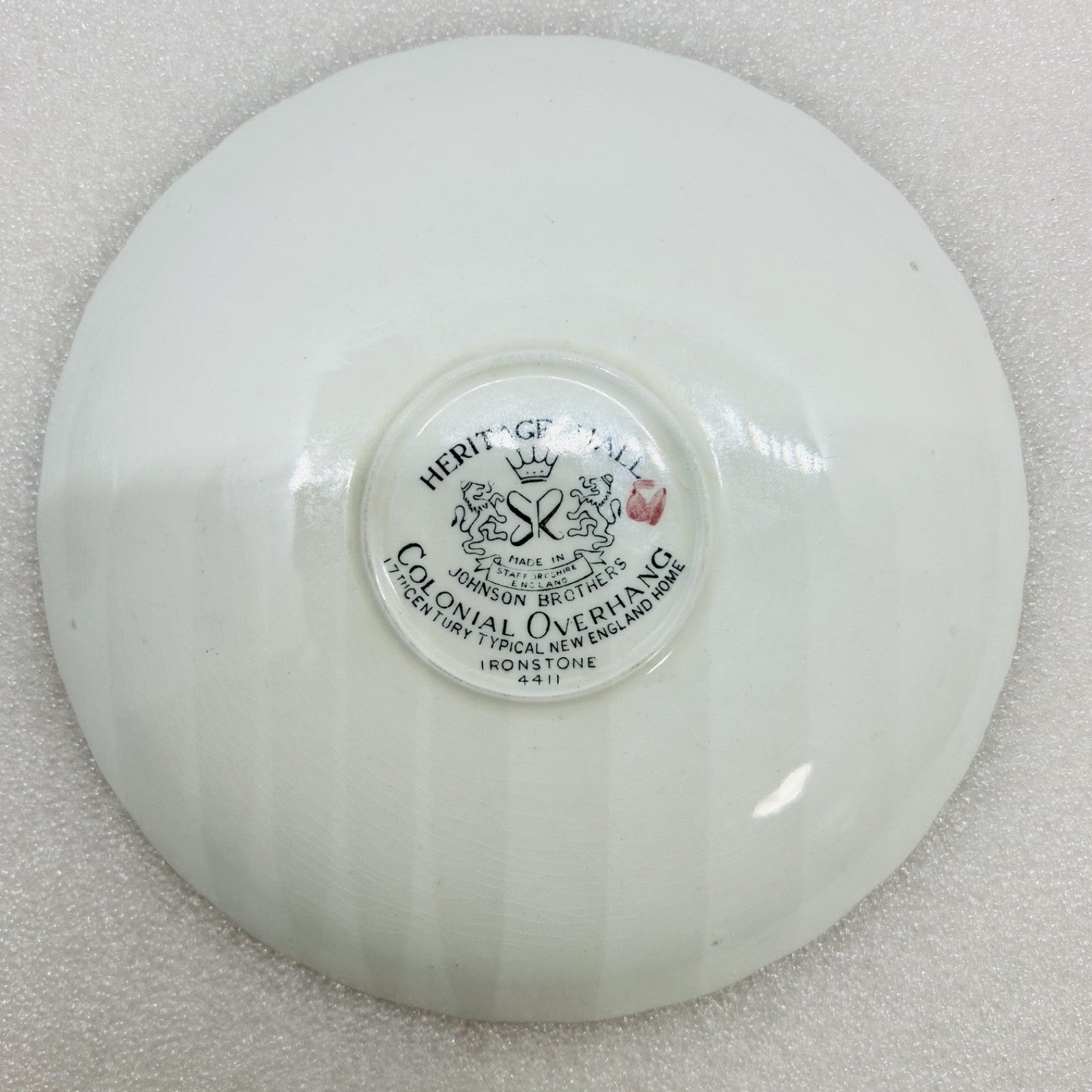 Johnson Brothers Colonial Overhang Teacup and Saucer Heritage Hall