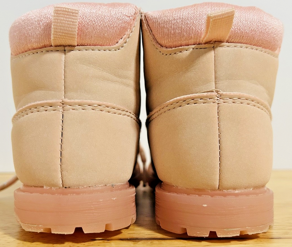 OshKosh B'Gosh Girls Judi Fashion Boot, Lt Pink, Child Size 7