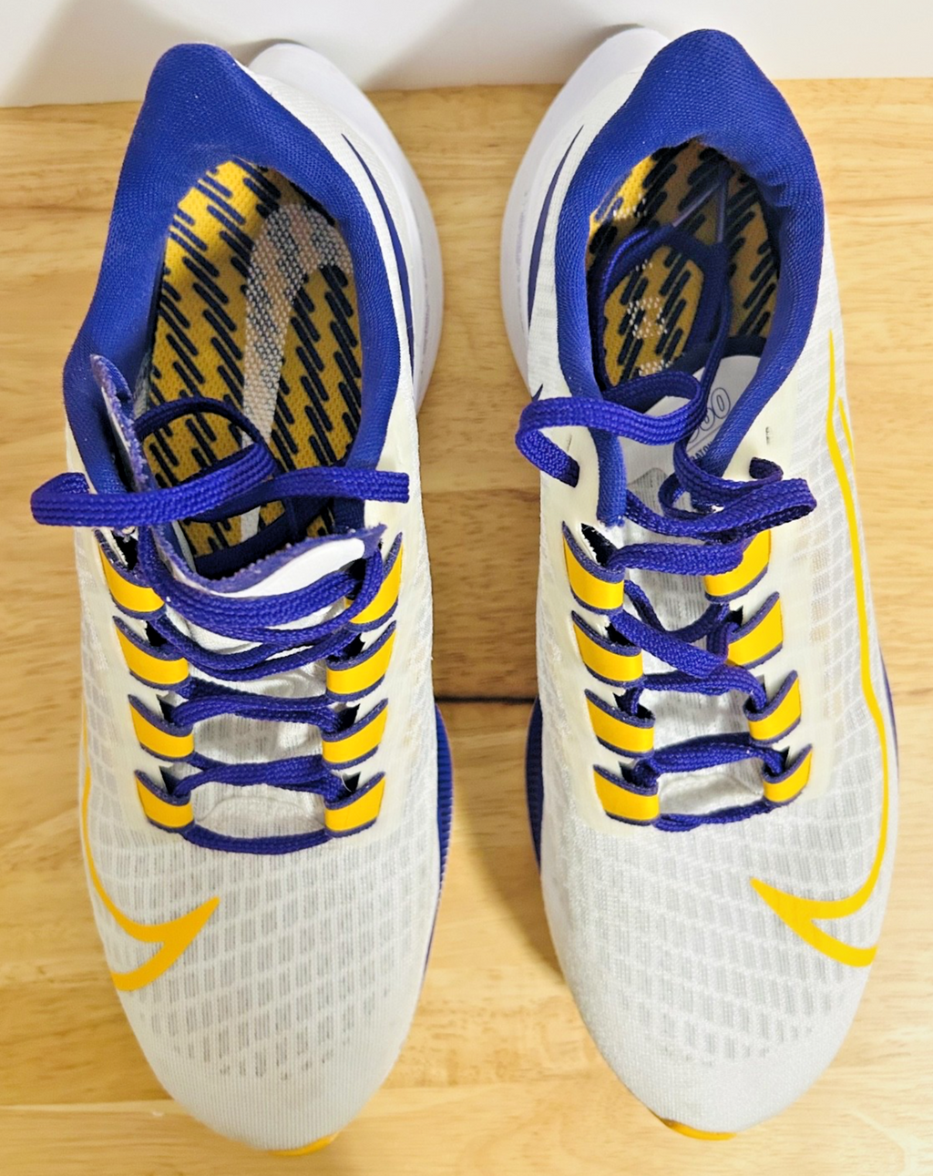 Nike Zoom Pegasus 37 LSU Tigers Running Shoes Men’s 7.5 White CZ5383-100